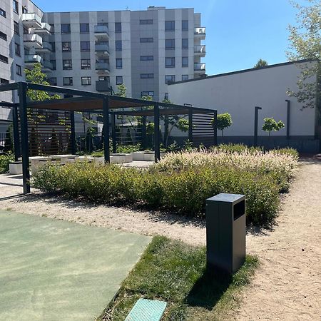 Warsaw Airport Wyscigi - City And Green View Apartment With Underground Garage Екстер'єр фото