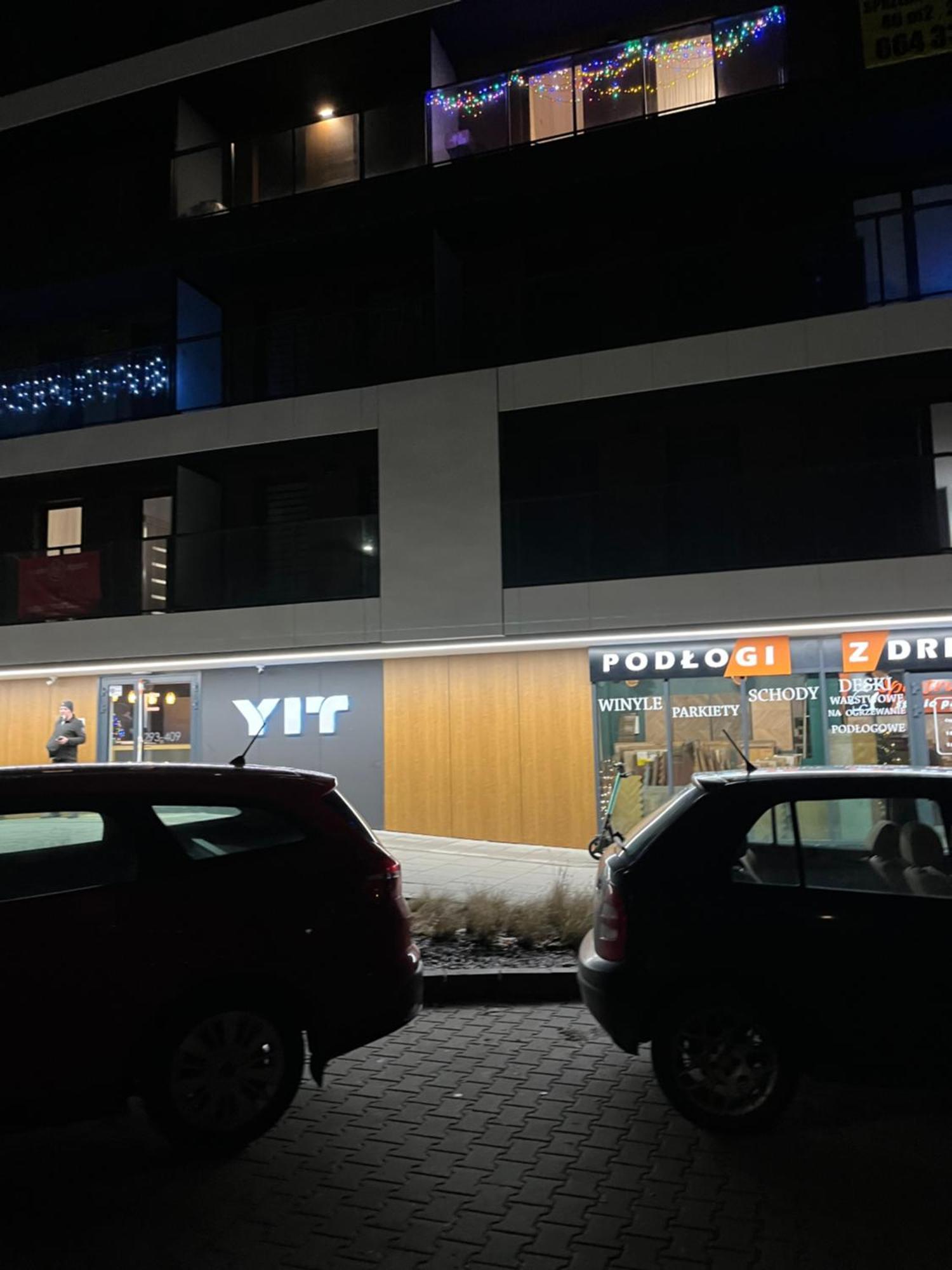 Warsaw Airport Wyscigi - City And Green View Apartment With Underground Garage Екстер'єр фото